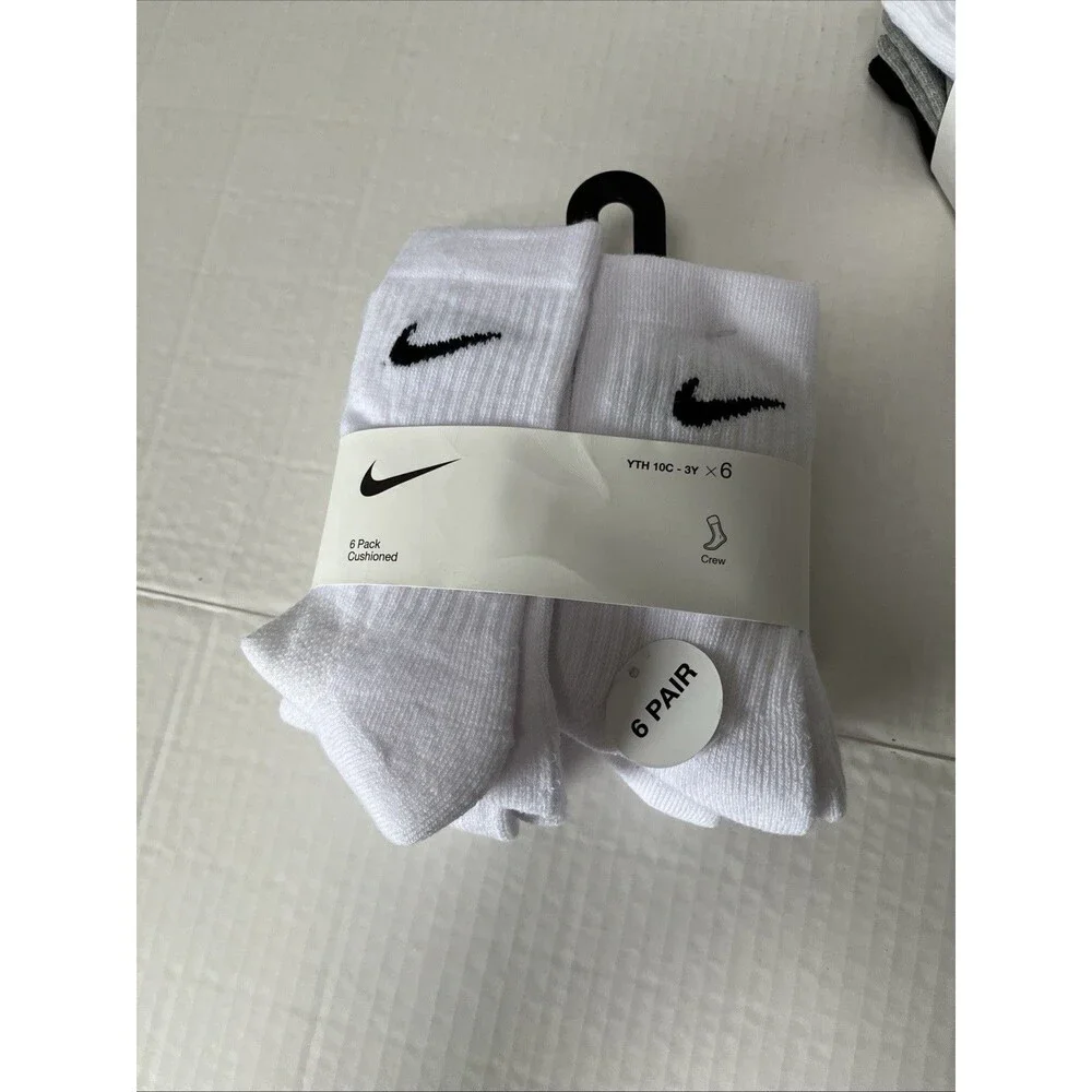 NIKE Boys Cushioned Crew Socks (6 Pairs) Sz 5-7 Fits Youth Shoe Sz 10C-3Y White